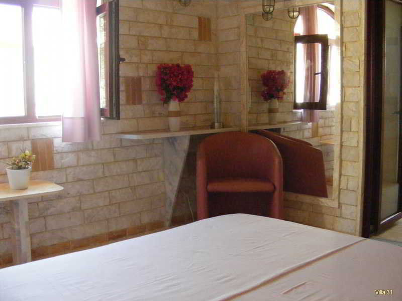 Paco'S Resort Gaios Extérieur photo