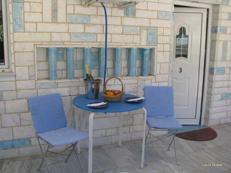 Paco'S Resort Gaios Extérieur photo